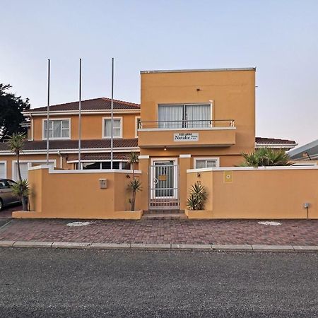 Natalie Guesthouse Bloubergstrand Esterno foto